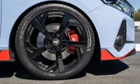 18-inch NV gloss black alloy wheel SET